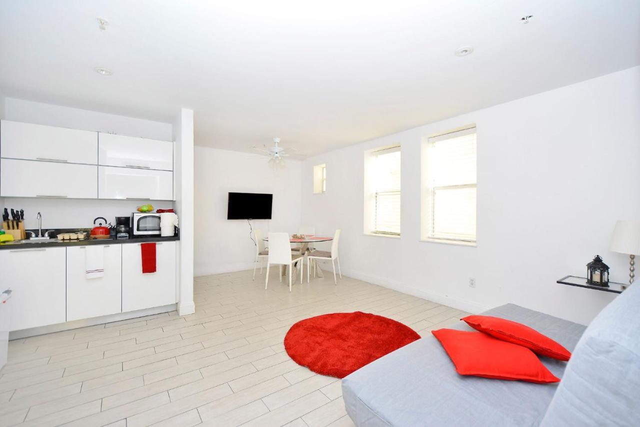 Ocean Drive Apartment Suites In מיאמי ביץ' מראה חיצוני תמונה