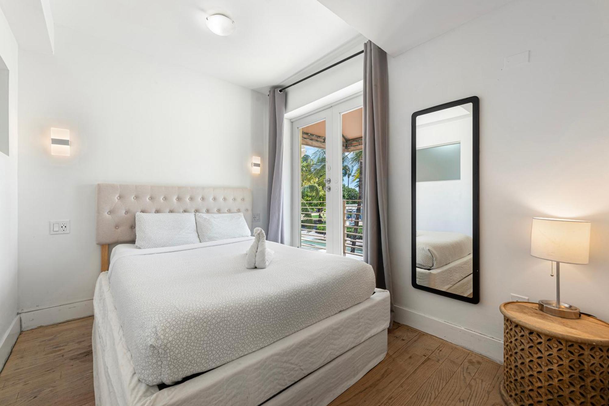 Ocean Drive Apartment Suites In מיאמי ביץ' מראה חיצוני תמונה