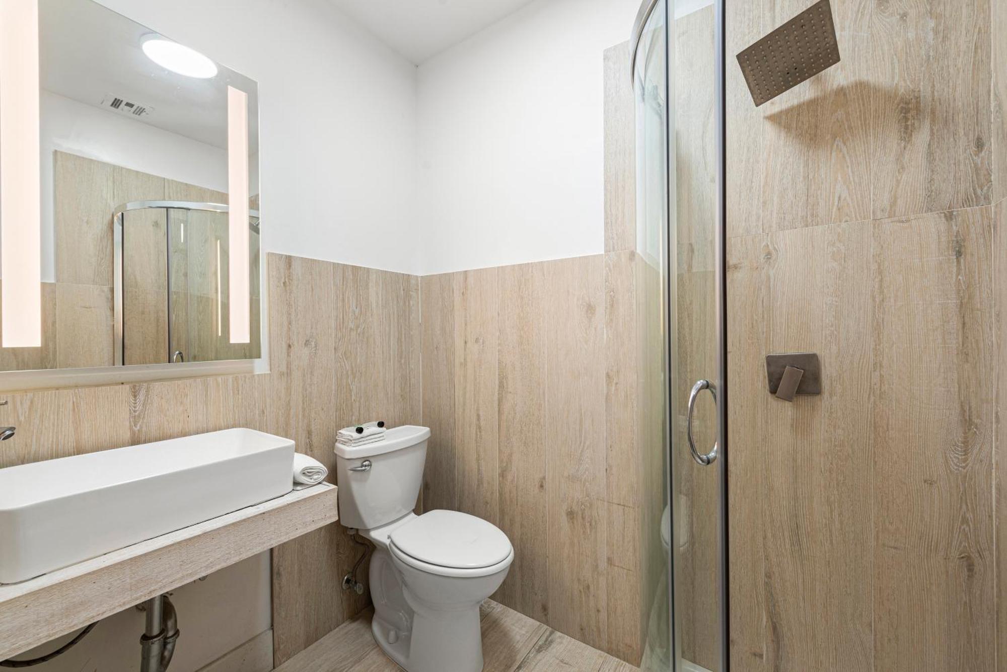Ocean Drive Apartment Suites In מיאמי ביץ' מראה חיצוני תמונה