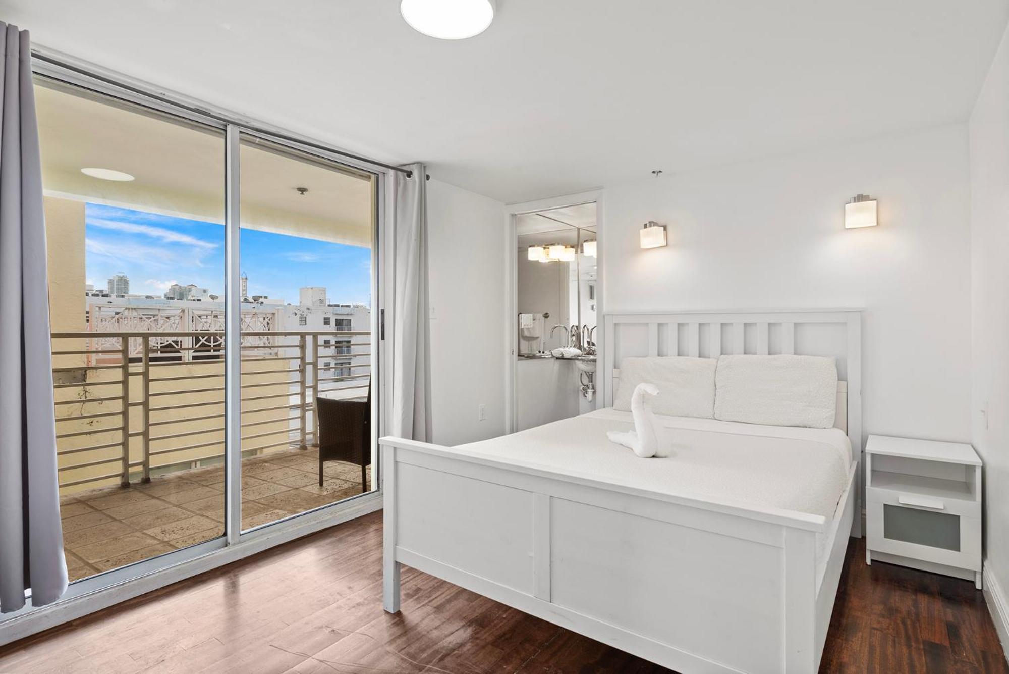 Ocean Drive Apartment Suites In מיאמי ביץ' מראה חיצוני תמונה