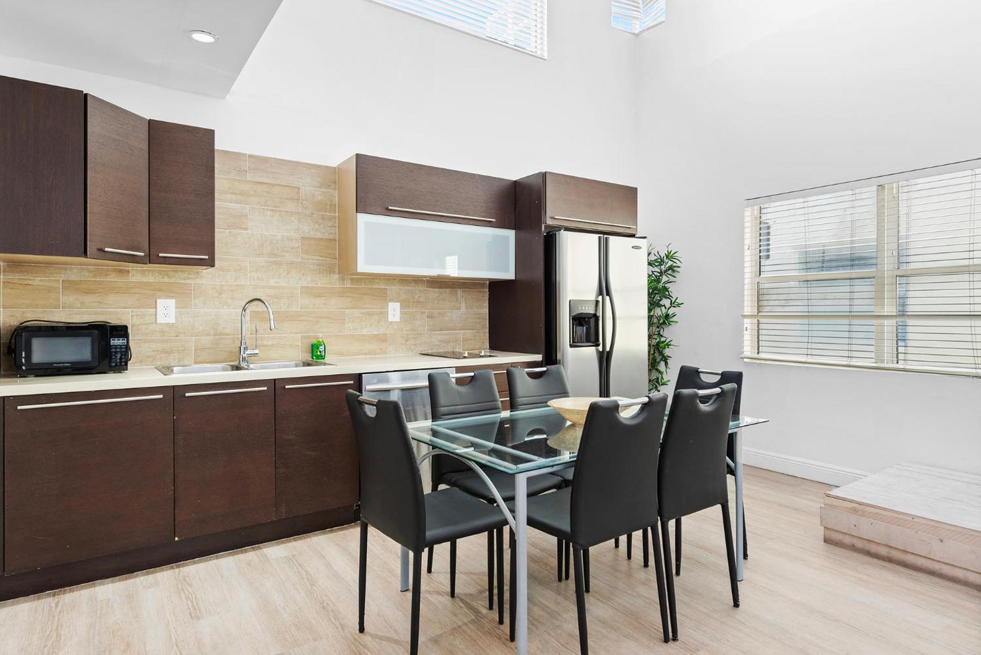 Ocean Drive Apartment Suites In מיאמי ביץ' מראה חיצוני תמונה